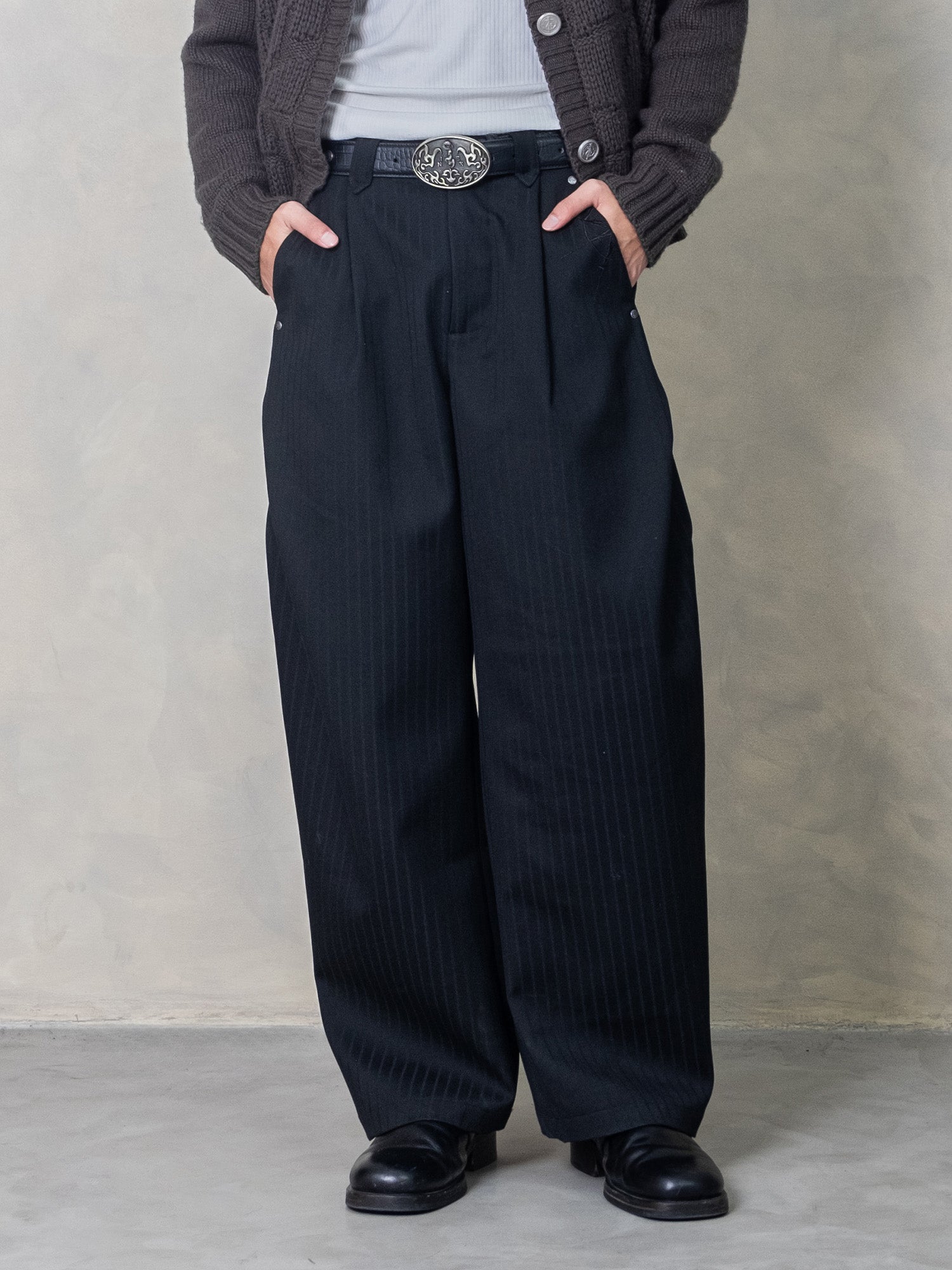 IN EXISTENCE Stripe Pleated Embroidery Curved Pants-Pants-S-Black-Free Shipping Leatheretro