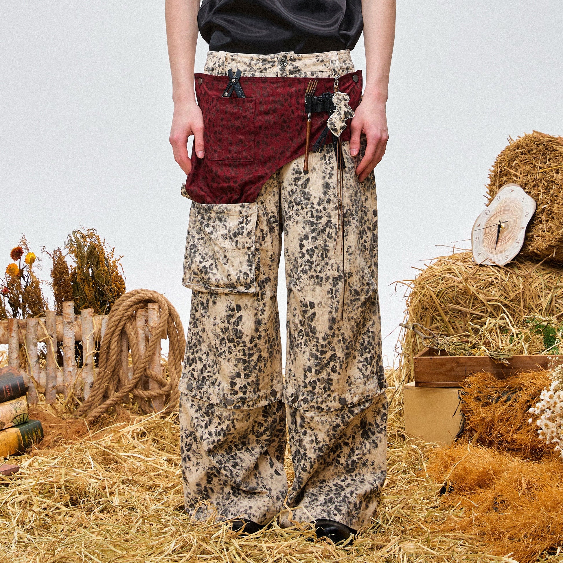 OIPWORD Retro Leopard Detachable Panel Cargo Jeans-Jeans-S-Free Shipping Leatheretro