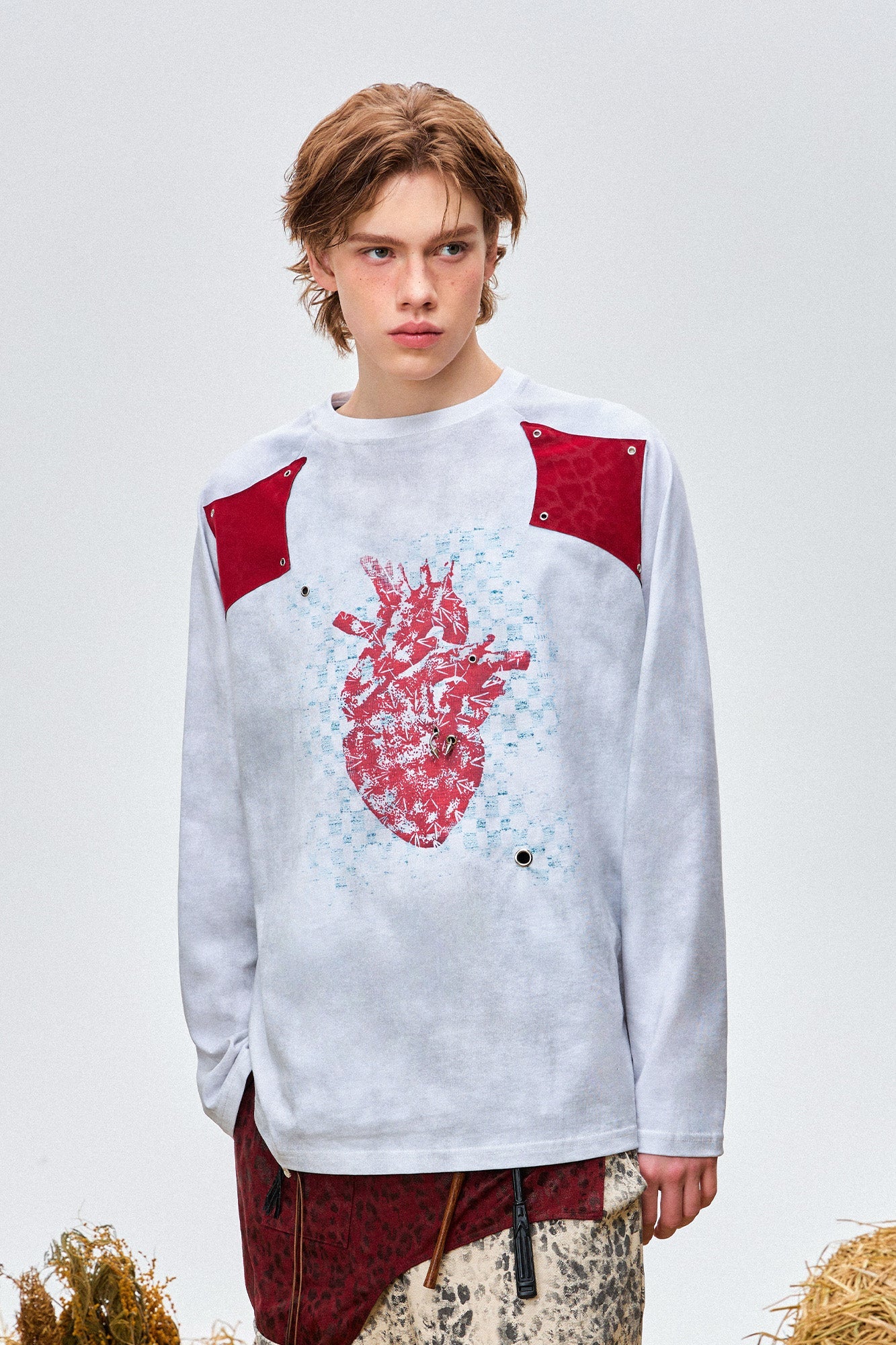 OIPWORD Heart Graphic Appliqu¨¦ Long-Sleeve Tee-L/S Tee-S-Free Shipping Leatheretro