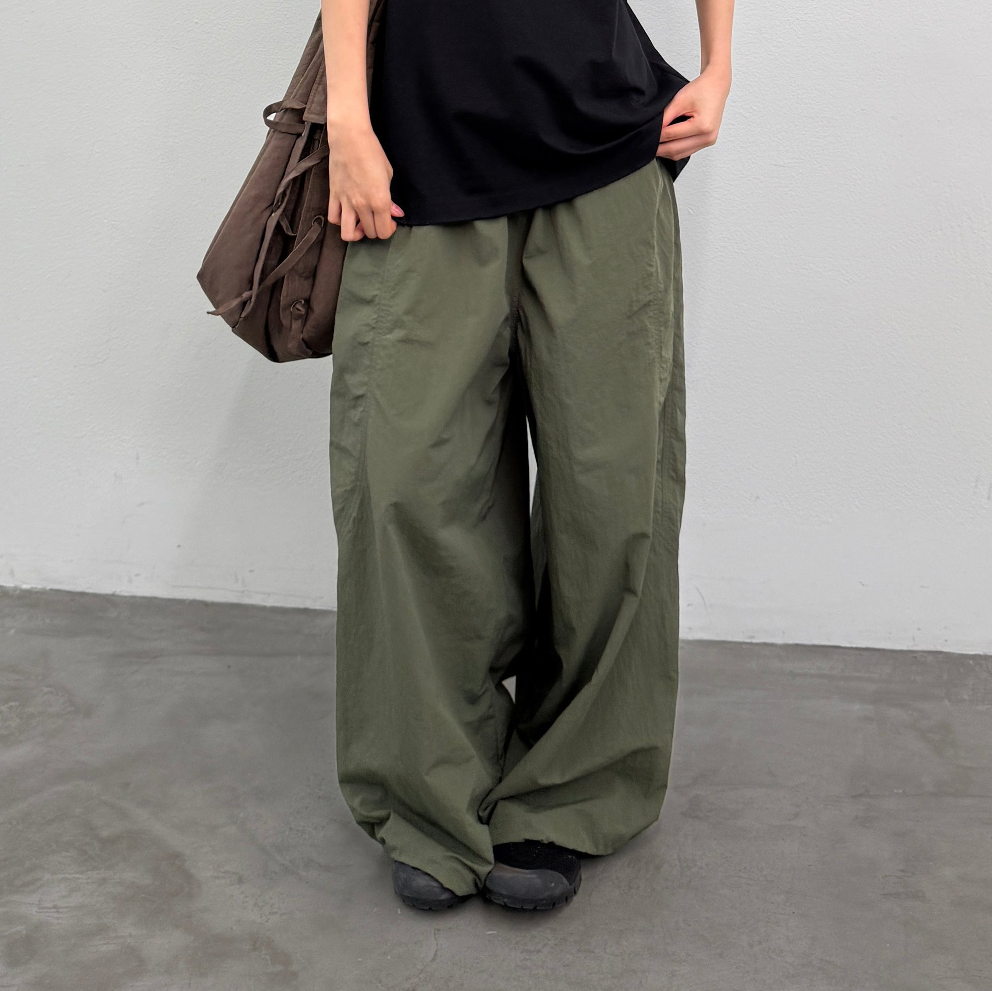 ROARINGWILD A ARCH Quick-Dry Wide-Leg Parachute Pants-Pants-XS-Green-Free Shipping Leatheretro
