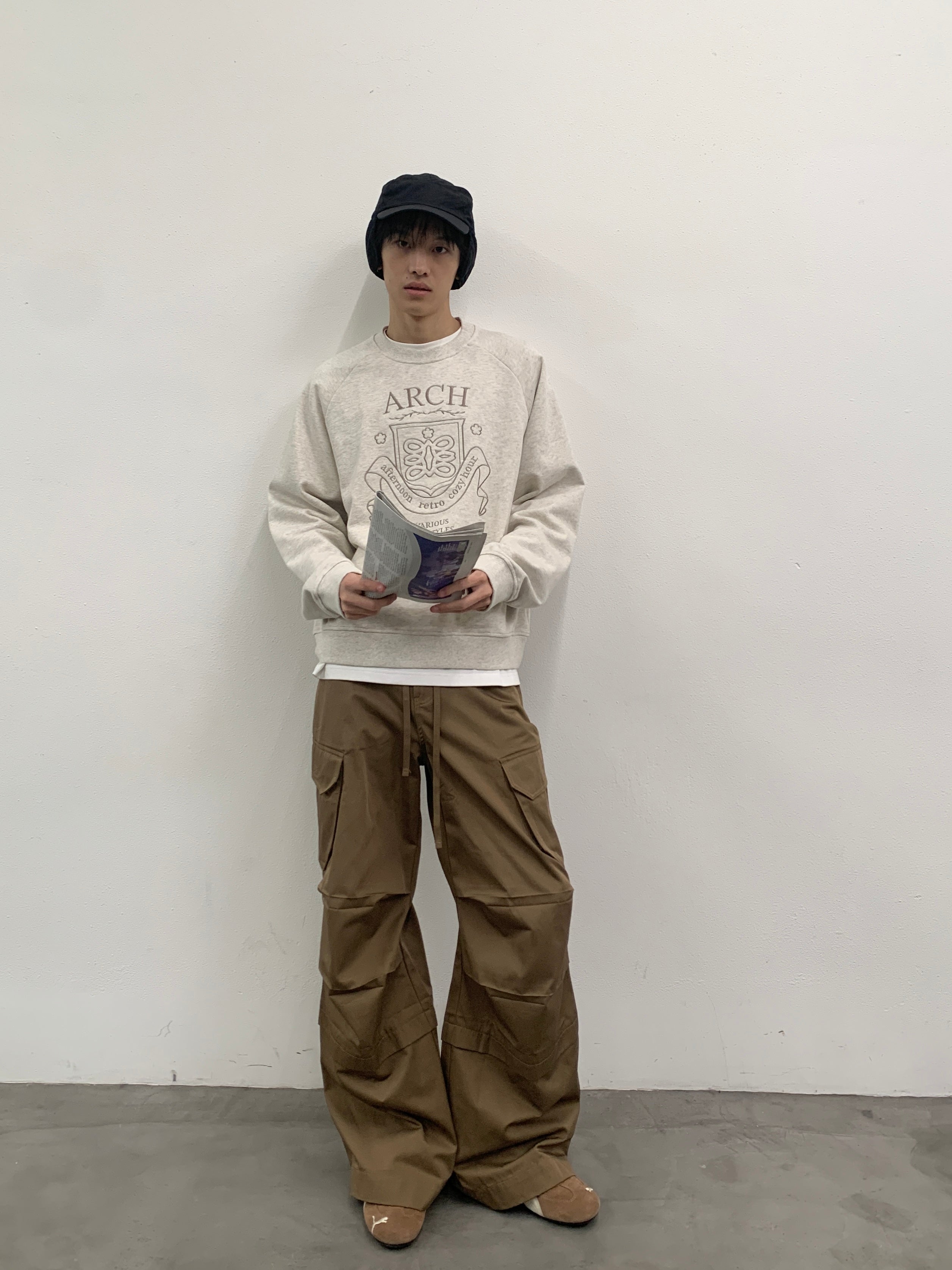 ROARINGWILD A ARCH Collegiate Loopback Raglan Sweatshirt-Sweatshirt-XS-Beige-Free Shipping Leatheretro