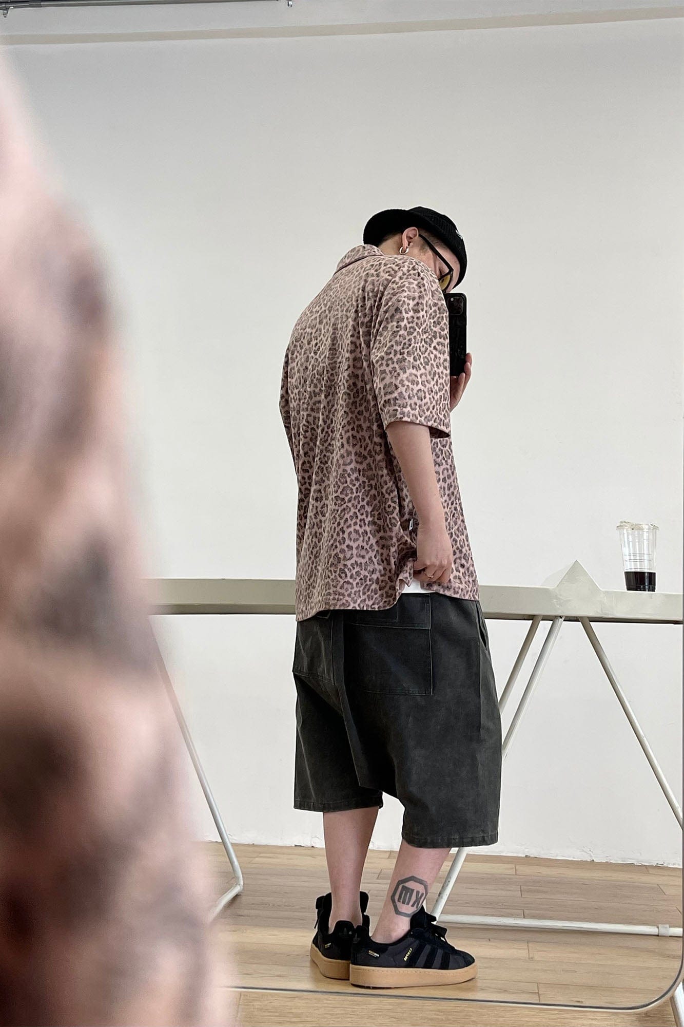 ME DA IGUAL Fuzzy Leopard Polo T-Shirt-T Shirt-M-Free Shipping Leatheretro