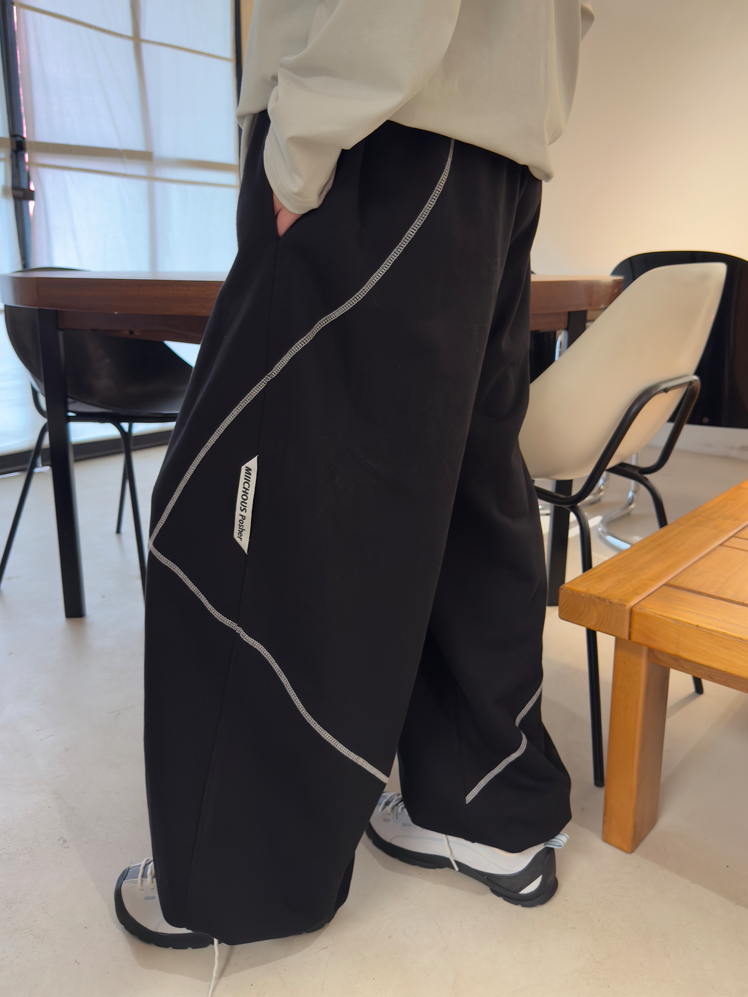 MIICHOUS Paneled Contrast-Stitch Sweatpants-Pants-S-Black-Free Shipping Leatheretro