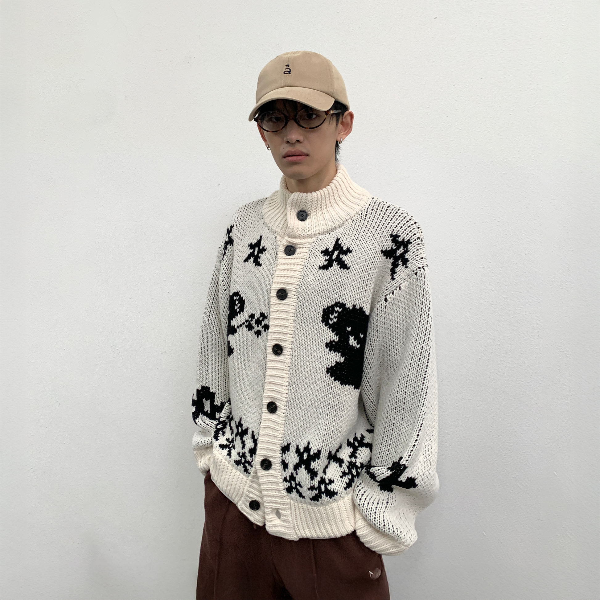 ROARINGWILD A ARCH Jacquard Chunky Knit Cardigan-Jacket-XS-White-Free Shipping Leatheretro
