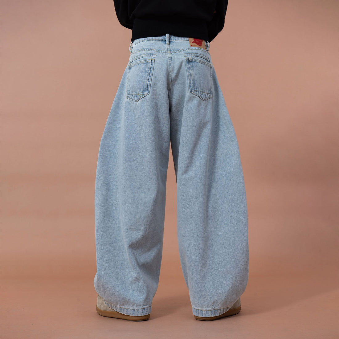 CLP Essential Washed Oversized Curved-Leg Jeans-Jeans-M-Free Shipping Leatheretro