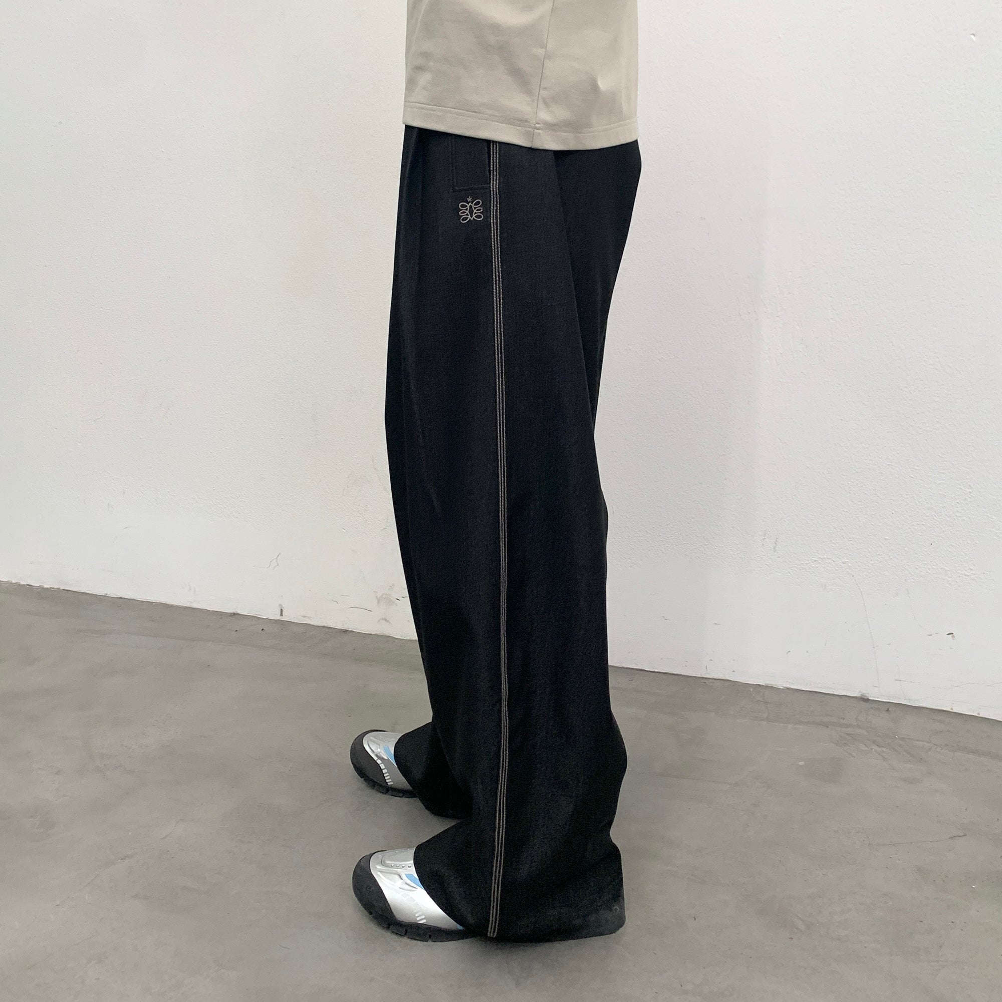 ROARINGWILD A ARCH Embroidered LOGO Draped Oversized Pants-Pants-XS-Black-Free Shipping Leatheretro
