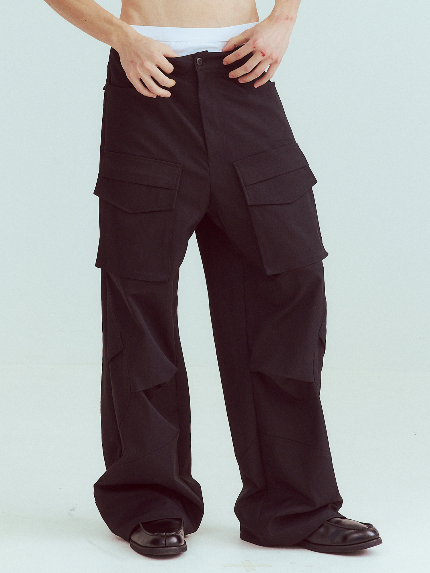 KADAKADA Paneled Wide-Leg Cargo Pants-Pants-M (Preorder)-Black-Free Shipping Leatheretro