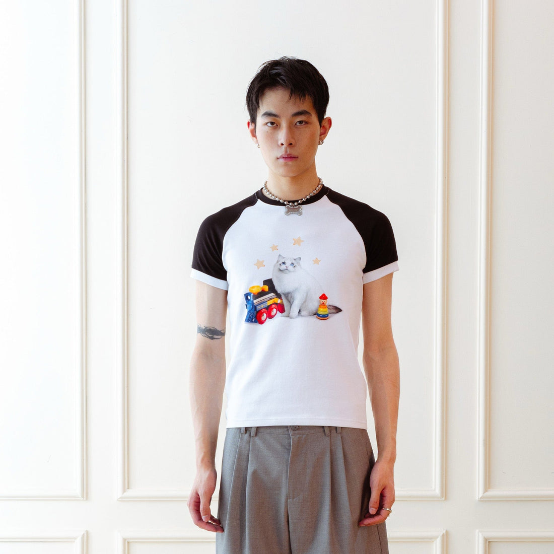 KADAKADA Essential Contrast Raglan Kitty Graphic T-Shirt-T Shirt-S (Preorder)-Free Shipping Leatheretro