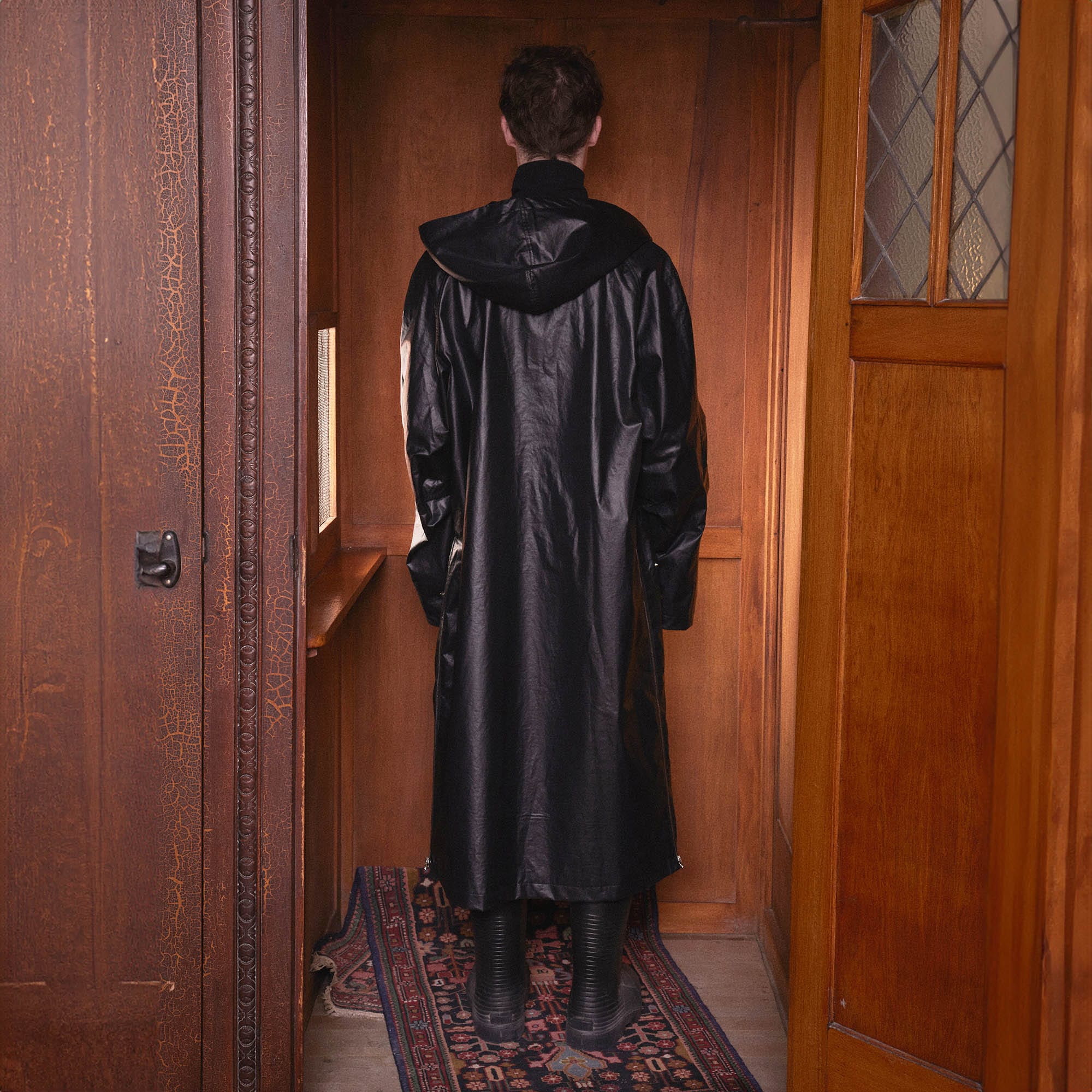 KADAKADA Side-Zipper Rivet Wrinkled Trench Coat-Jacket-M-Free Shipping Leatheretro