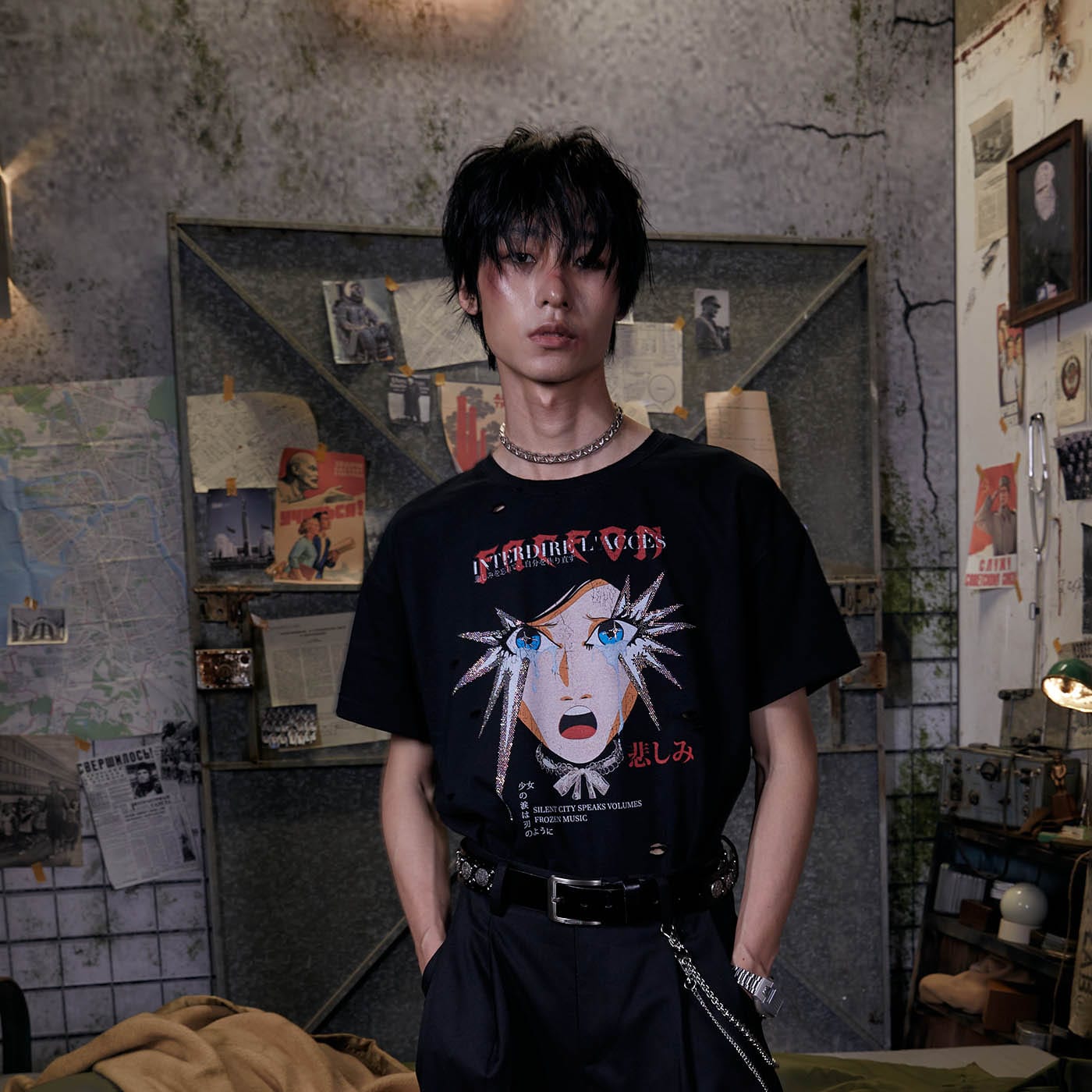 FACEONLAB Girl's Tears Rhinestone T-shirt-T Shirt-M-Free Shipping Leatheretro