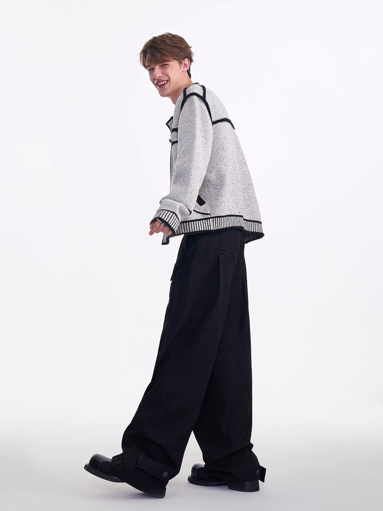 TIWILLTANG Contrast Stitch Knit Jacket