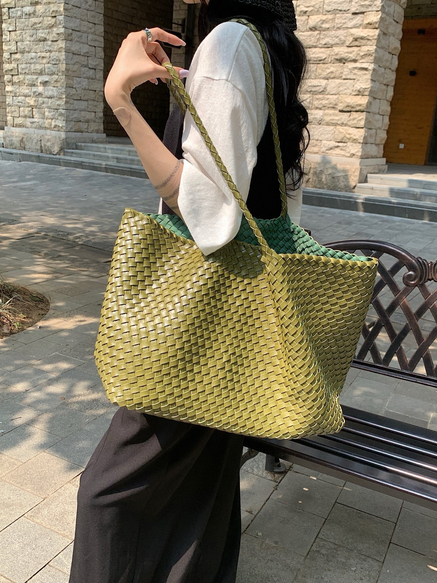 Handwoven Tote Bag – Large Capacity Genuine Leather Shoulder Bag-Green-Free Shipping Leatheretro