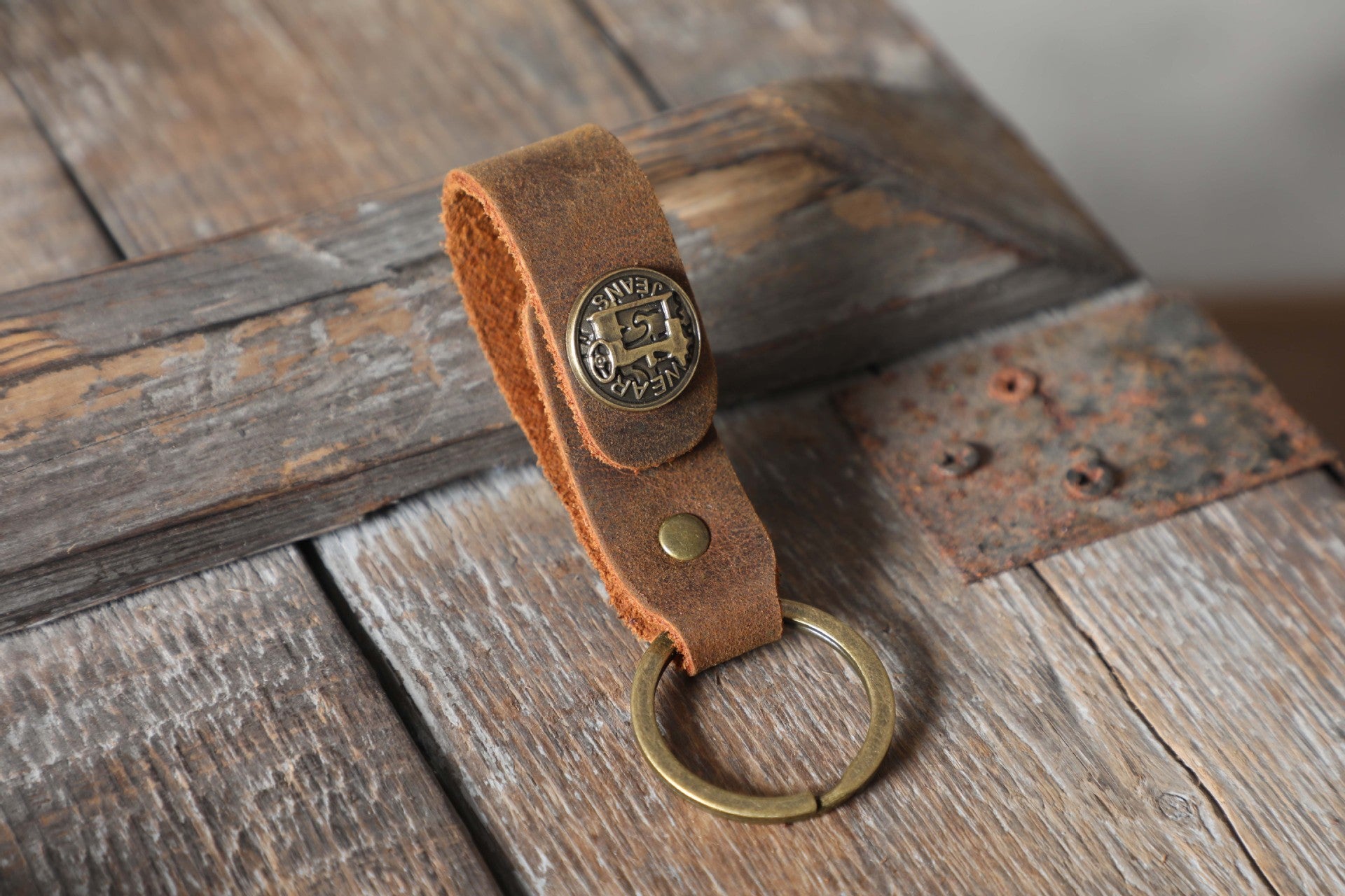 6pcs/set Handmade Vintage Leather Keychain & Car Key Case Set-Keychains-Random-Free Shipping Leatheretro