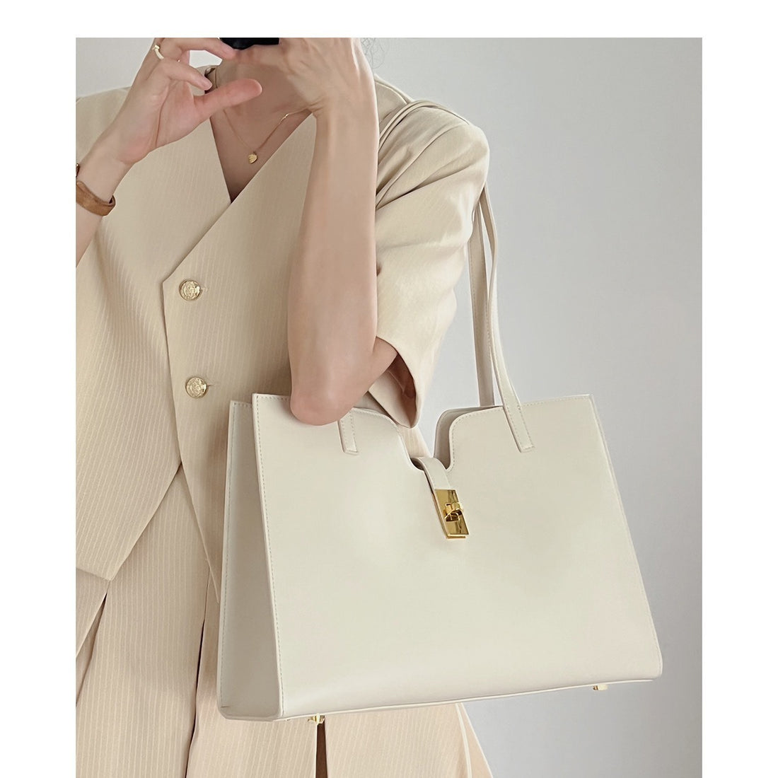 Women's Leather Spacious Tote Bag-Handbags-beige-Free Shipping Leatheretro