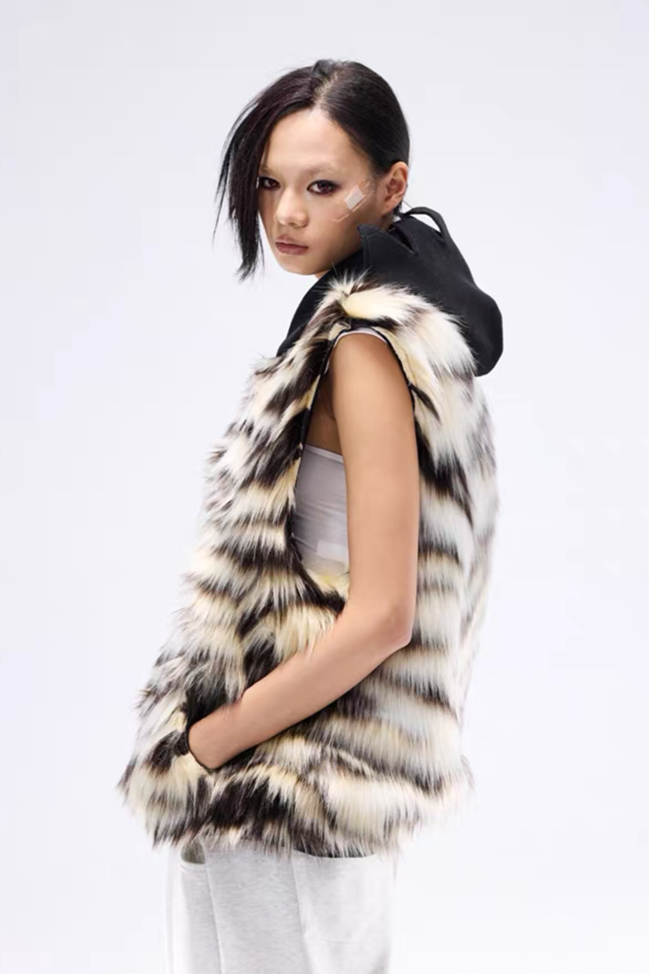 NOTHINGNESS WORLD Tiger-Stripe Spiked Crown Hooded Vest-Vest-S-Free Shipping Leatheretro