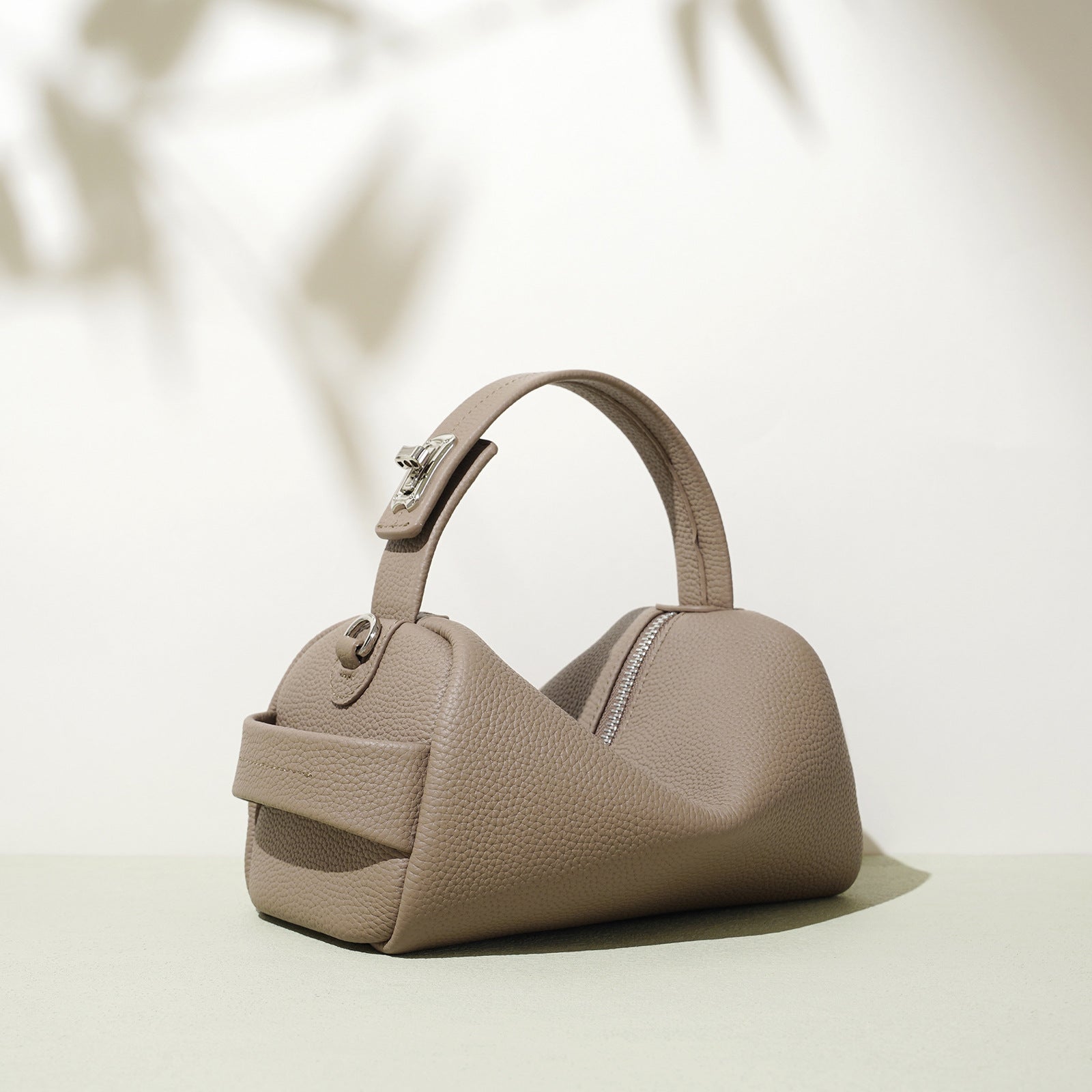 Large Capacity Soft Leather Tote Bag for Women-Handbags-Milk tea-Free Shipping Leatheretro