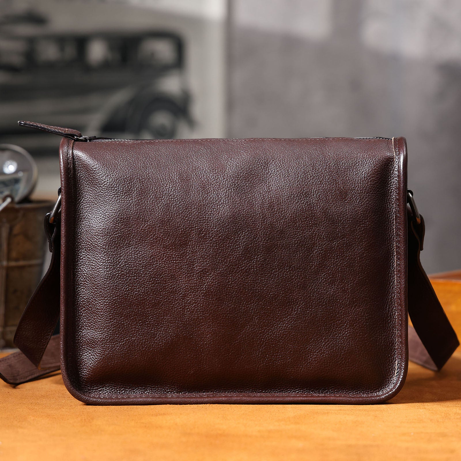 Men's Vintage Messenger Bag - Handmade Full-Grain Vegetable-Tanned Leather Messenger Bag-Messenger Bags-Coffee-Free Shipping Leatheretro