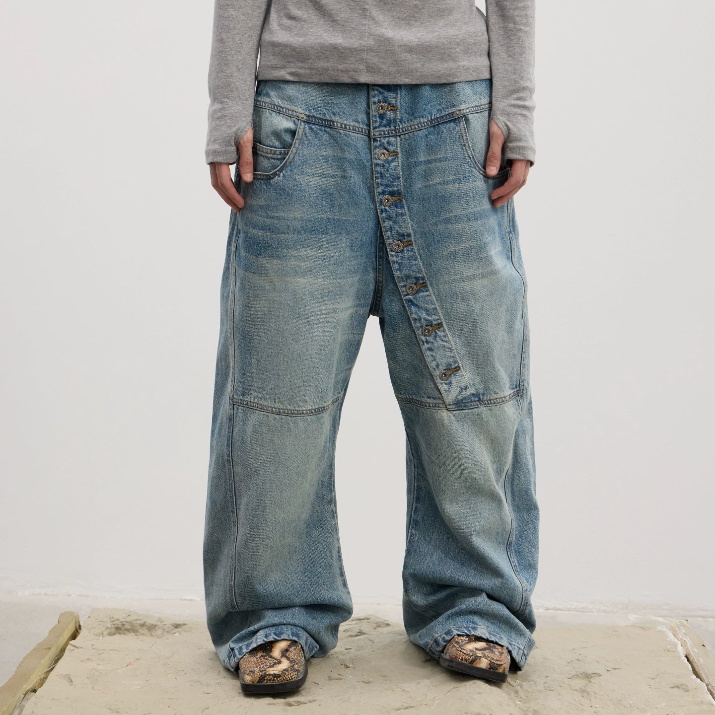DND4DES Baggy Jeans with Curved Button Fly and Retro Wash-A-XS-Free Shipping Leatheretro