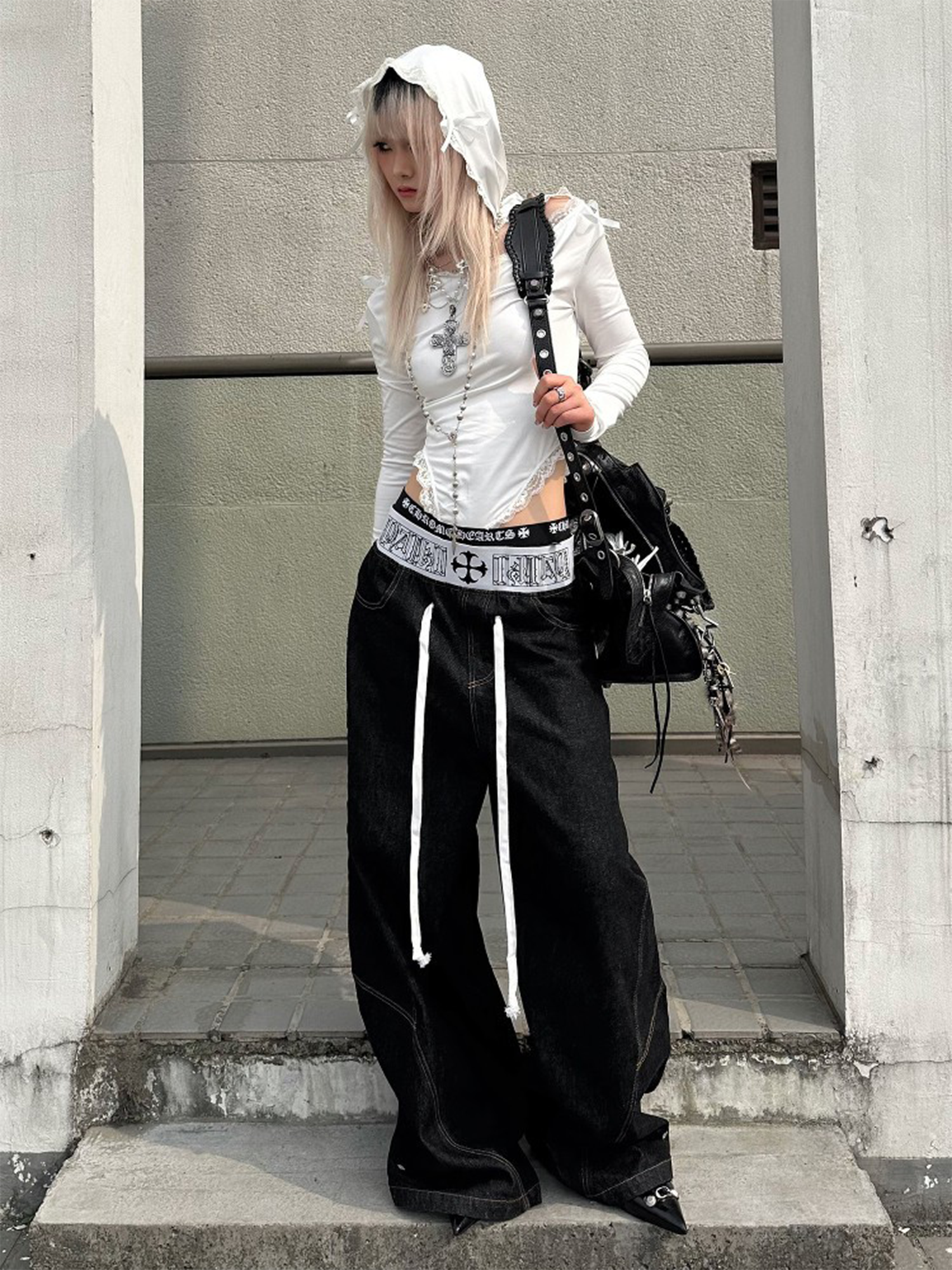 PAIKI Boxing Velvet Curved Wide-Leg Pants-Pants-S / 26"-Velvet-Free Shipping Leatheretro