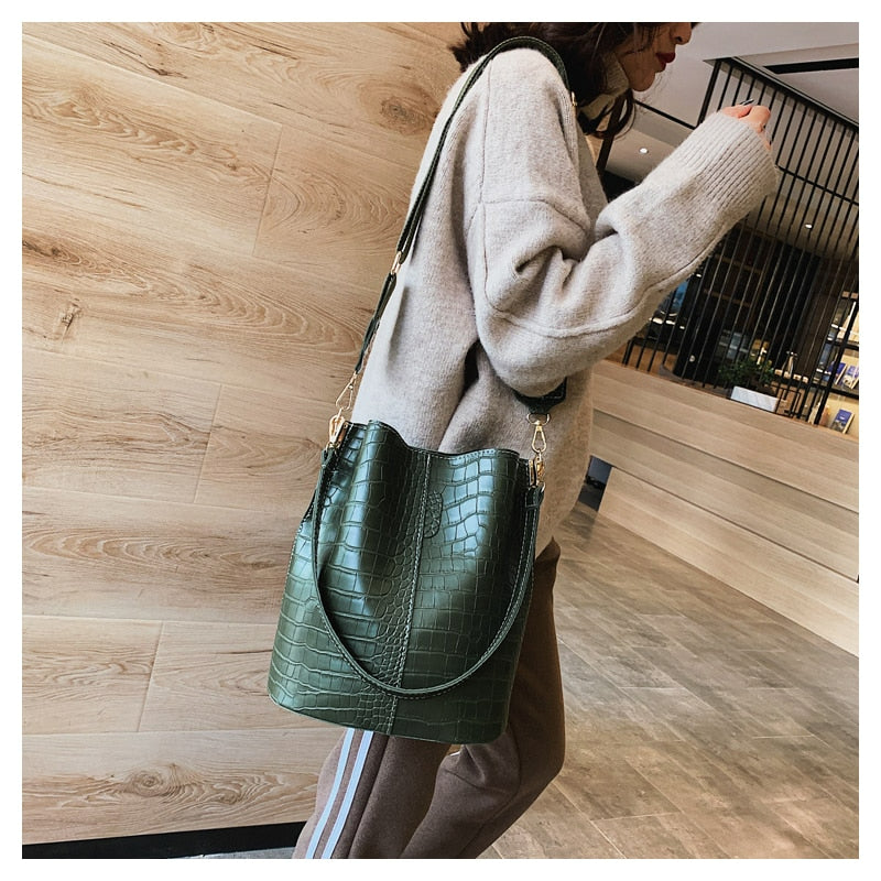 Women Shoulder Crocodile Crossbody Bag-Handbags-Auburn-Free Shipping Leatheretro