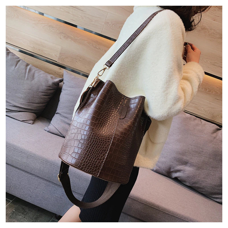 Women Shoulder Crocodile Crossbody Bag-Handbags-Auburn-Free Shipping Leatheretro