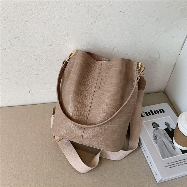 Women Shoulder Crocodile Crossbody Bag-Handbags-Khaki-Free Shipping Leatheretro