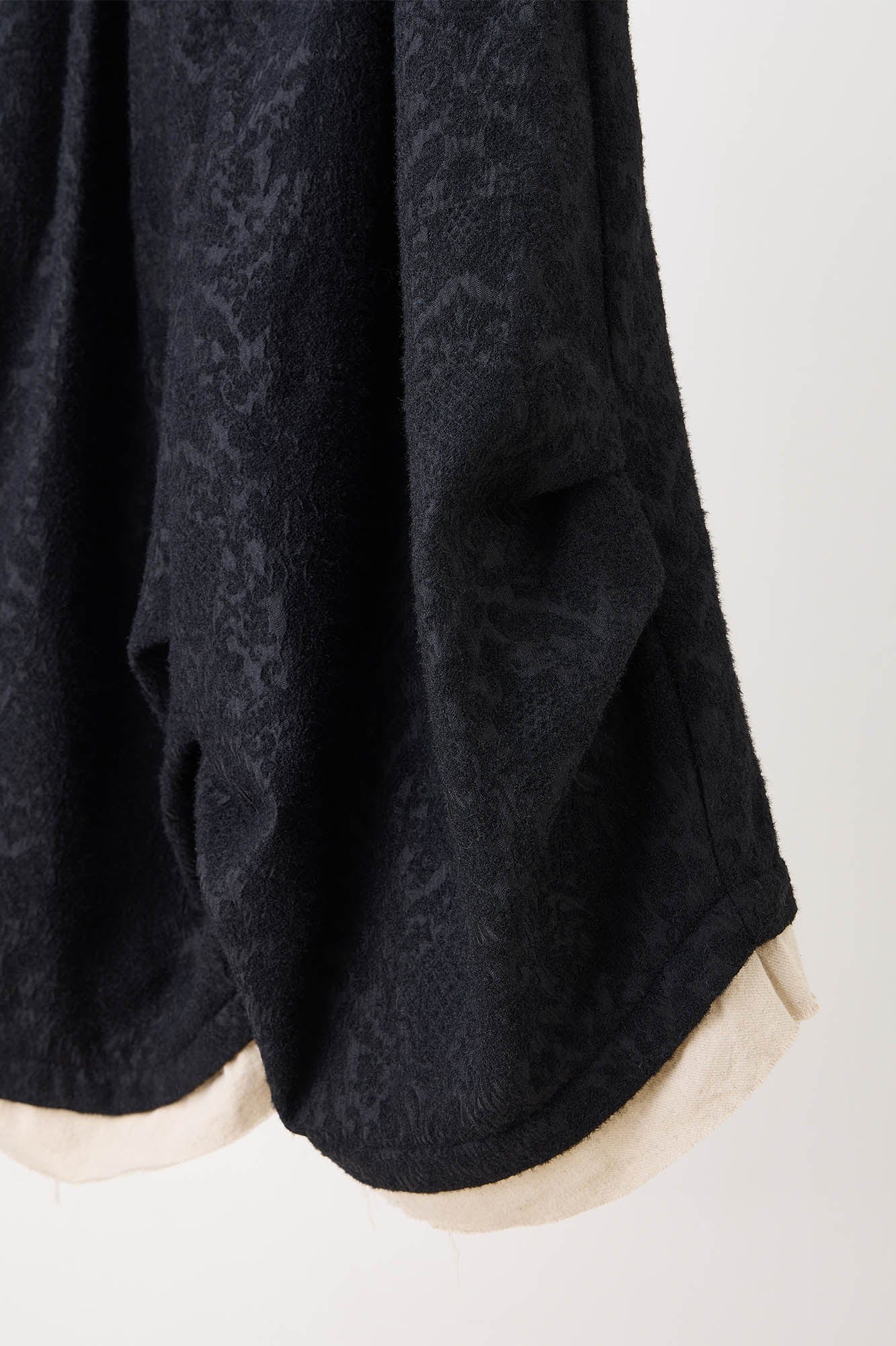 ILNya Nieternite Nifutur Jacquard Layered Raw Edge Balloon Shorts-Shorts-S(0)-Free Shipping Leatheretro