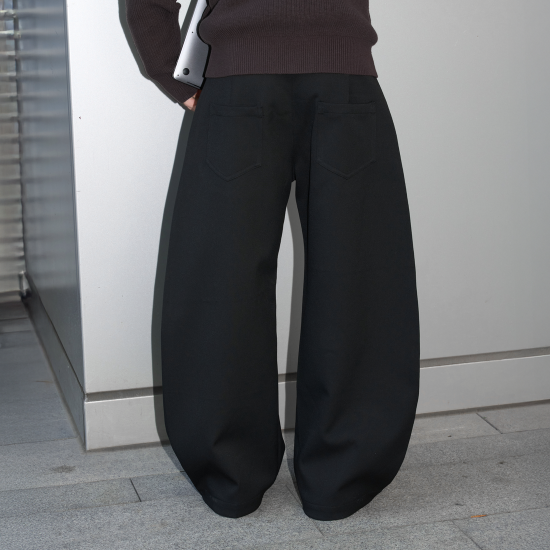 LABELROOM Essential Barrel Pants
