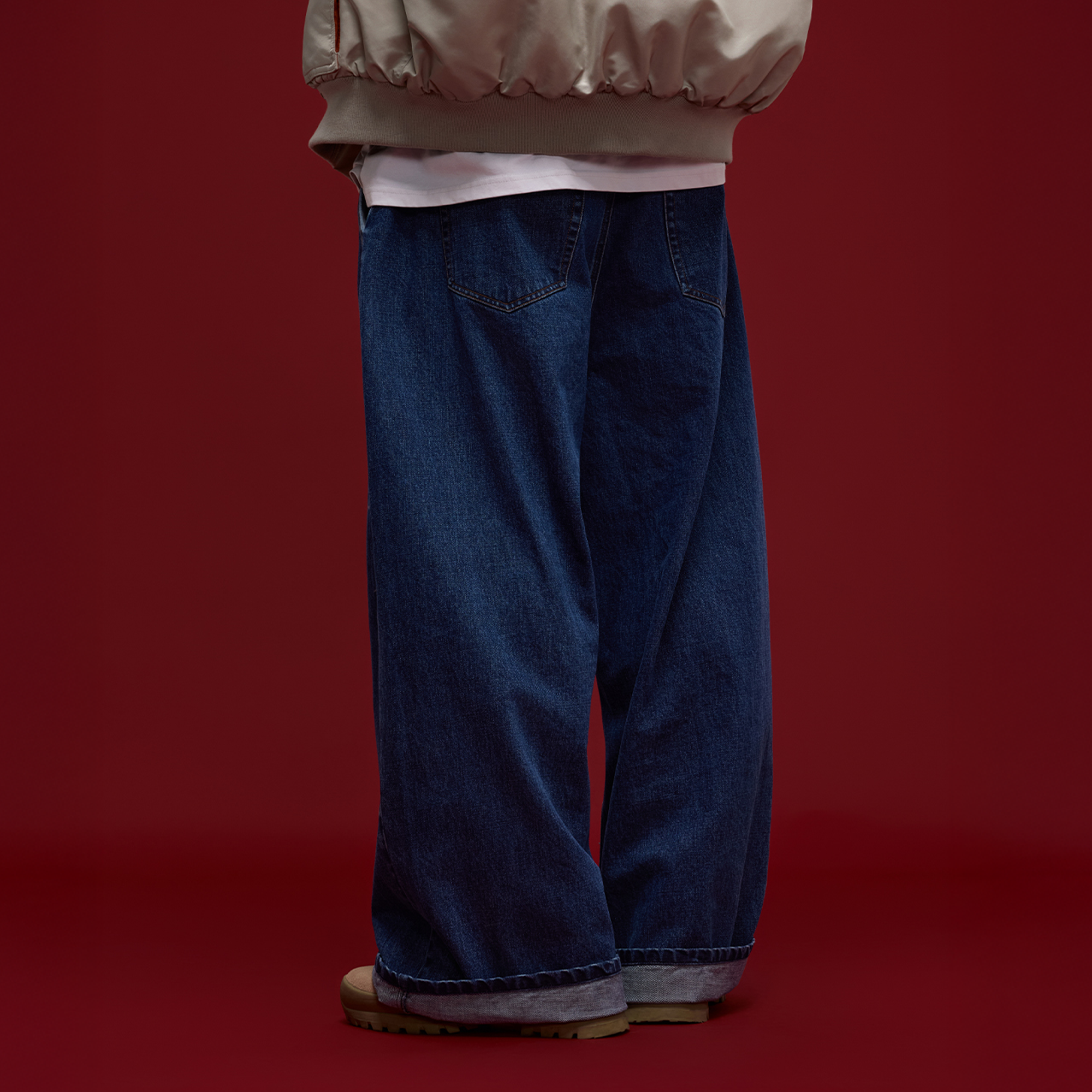 BANANA CLUB Essential Washed Wide-Leg Jeans