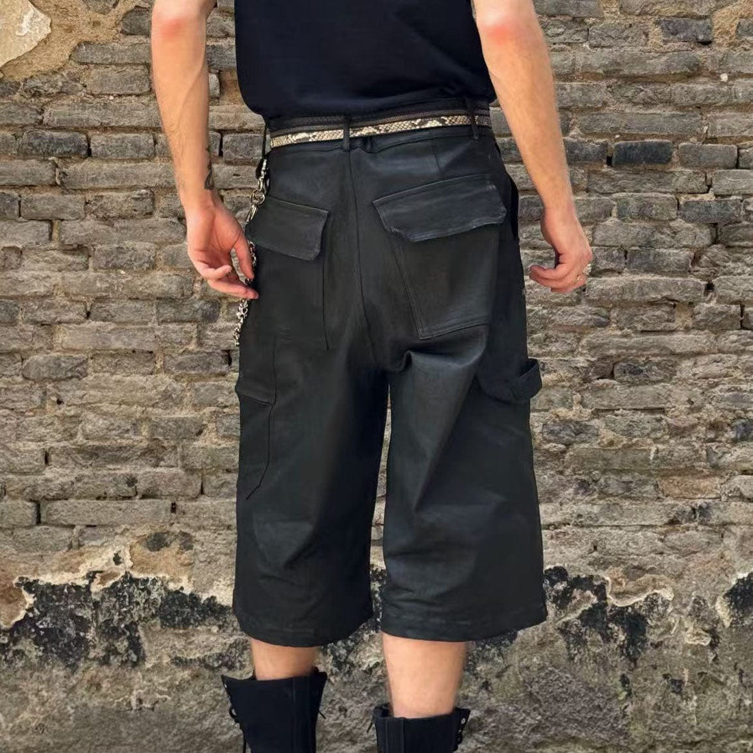LUUUCAM Waxed Rivet Double-Knee Capri Shorts-Shorts-S-Free Shipping Leatheretro