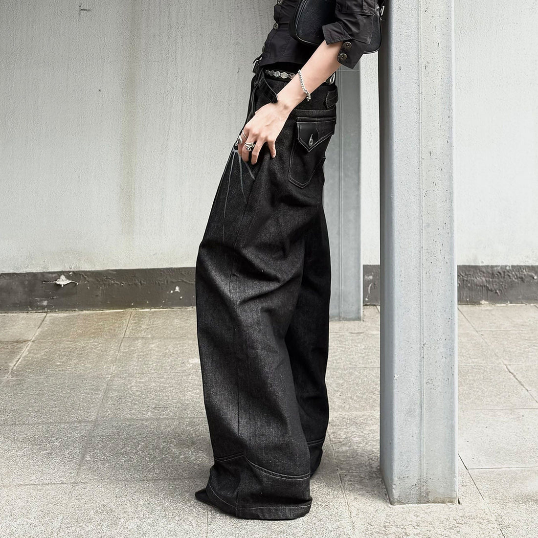 ESAIAS Phoenix Graphic Wide-Leg Raw Jeans-Jeans-XS-Free Shipping Leatheretro