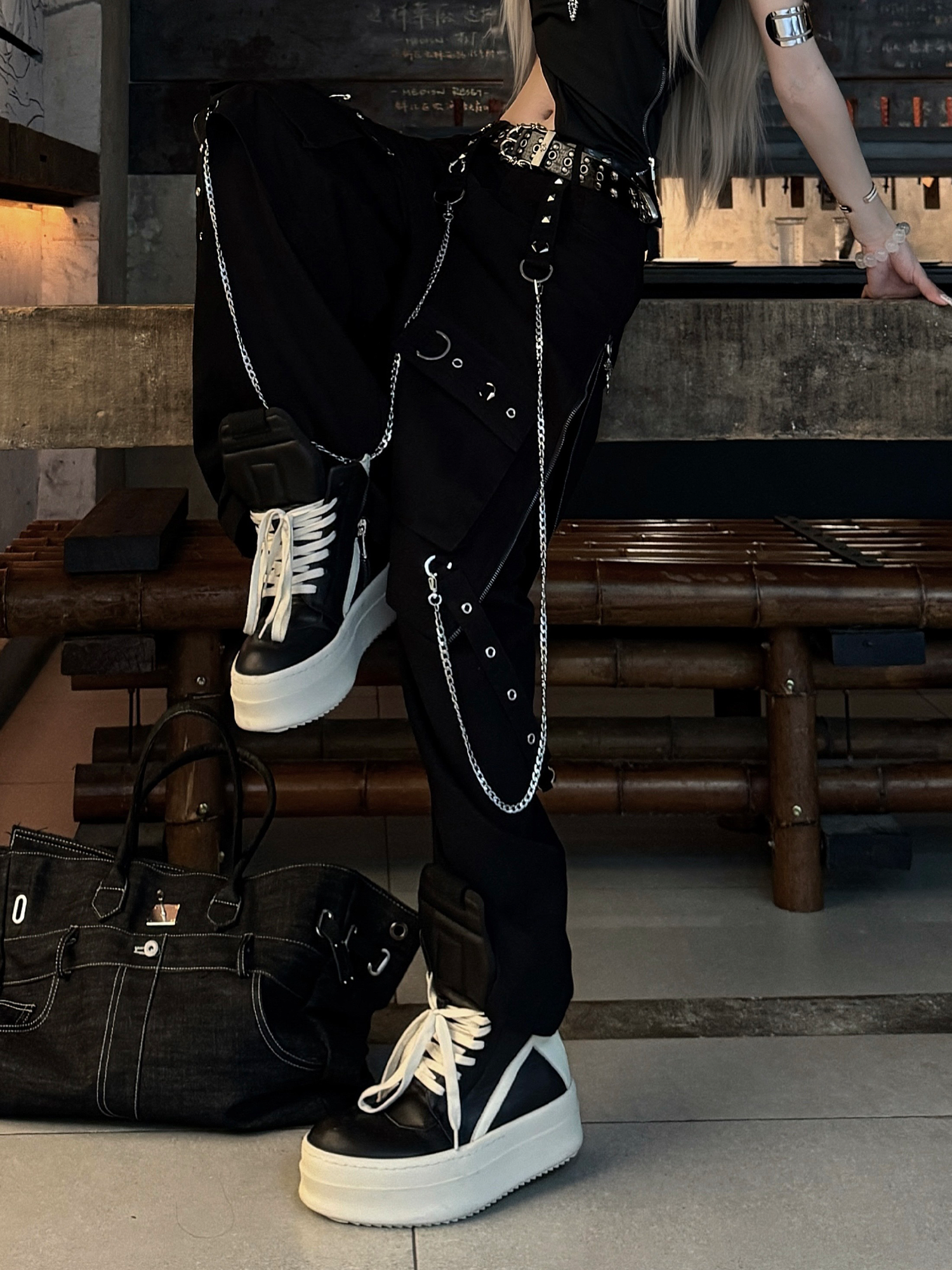 TH4SWE Punk Chain-Strap Cargo Pants-Pants-XS-Free Shipping Leatheretro