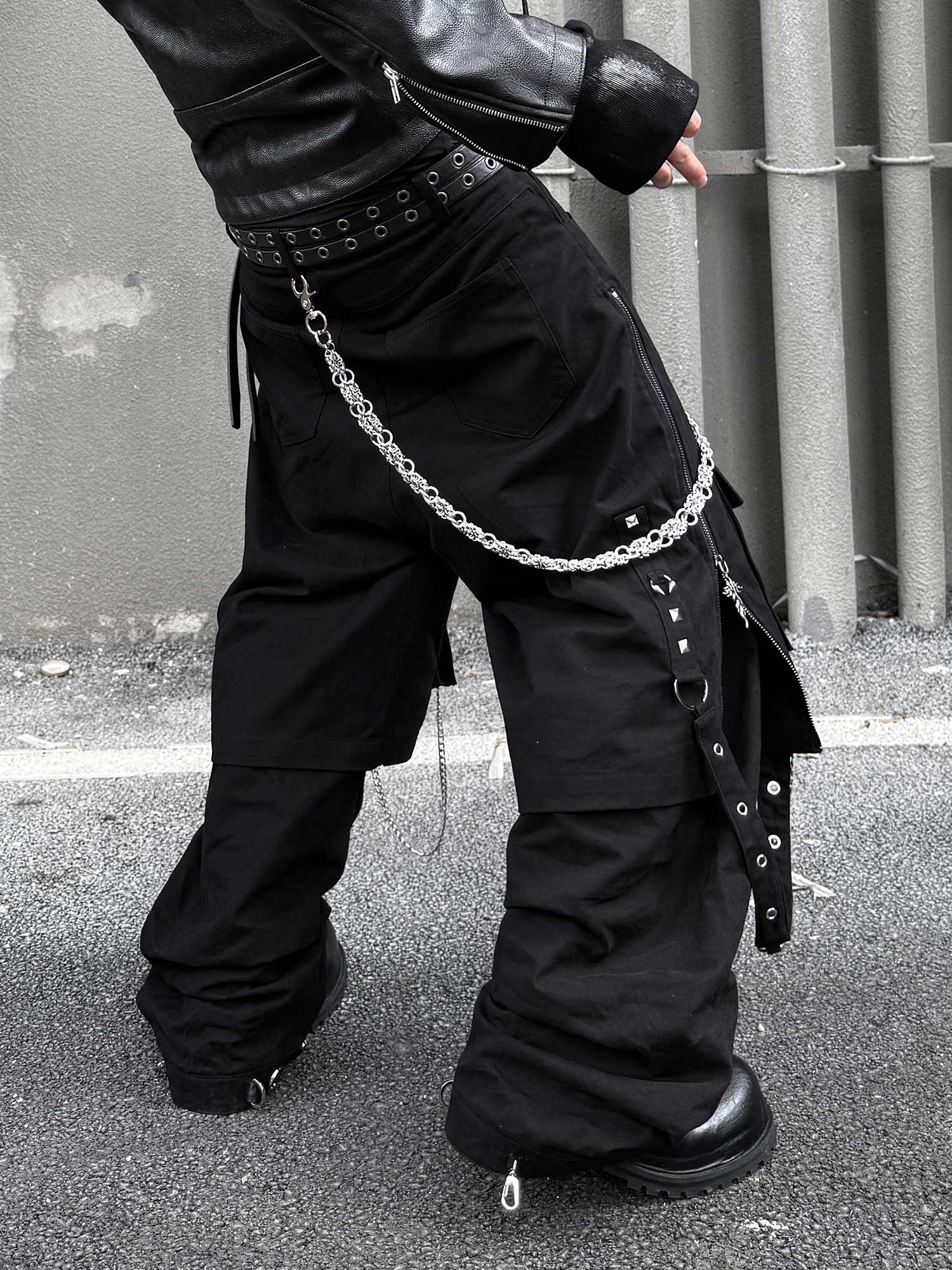 TH4SWE Punk Chain-Strap Cargo Pants-Pants-XS-Free Shipping Leatheretro