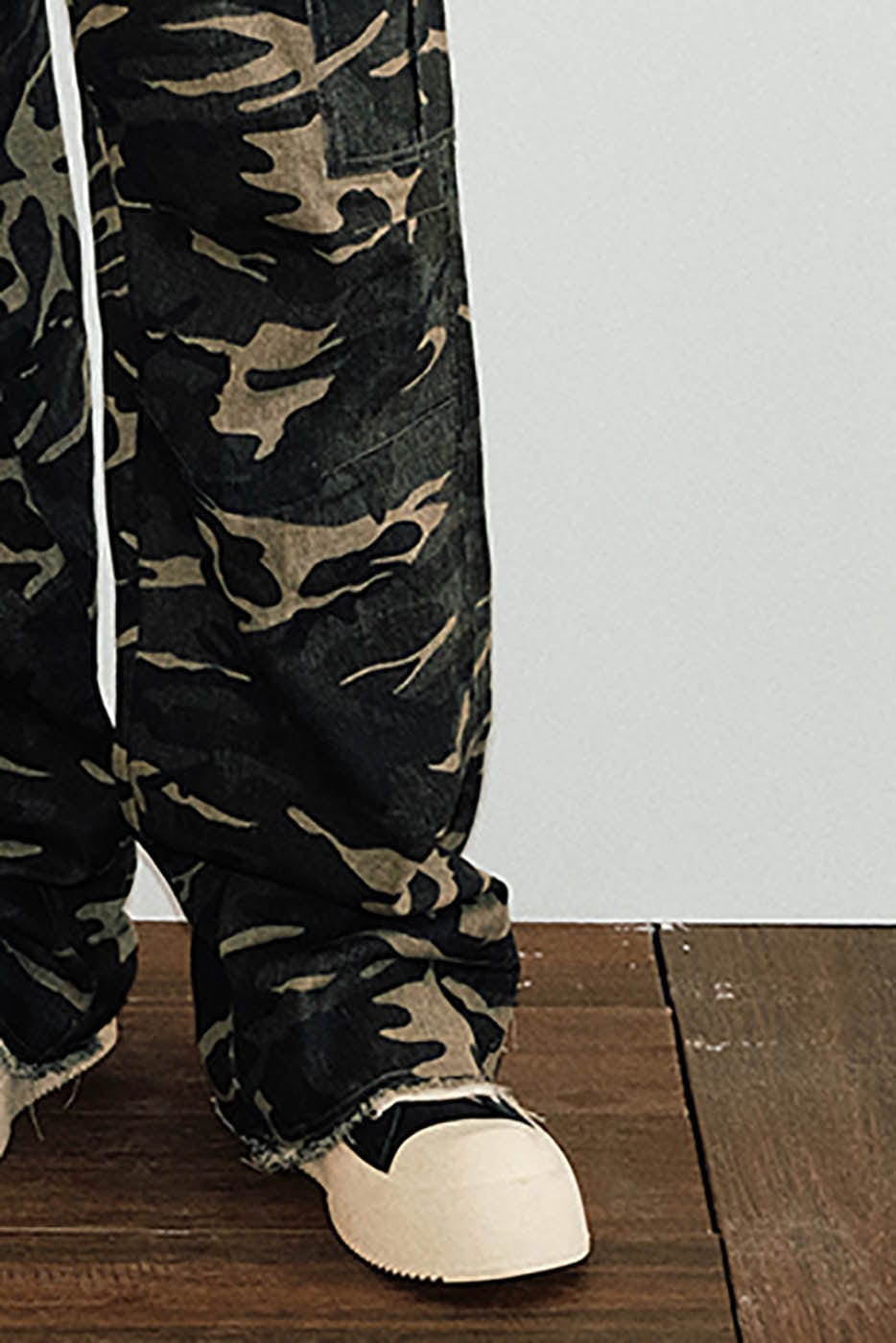 KREATE Camo Frayed Cargo-Pants-S-Free Shipping Leatheretro