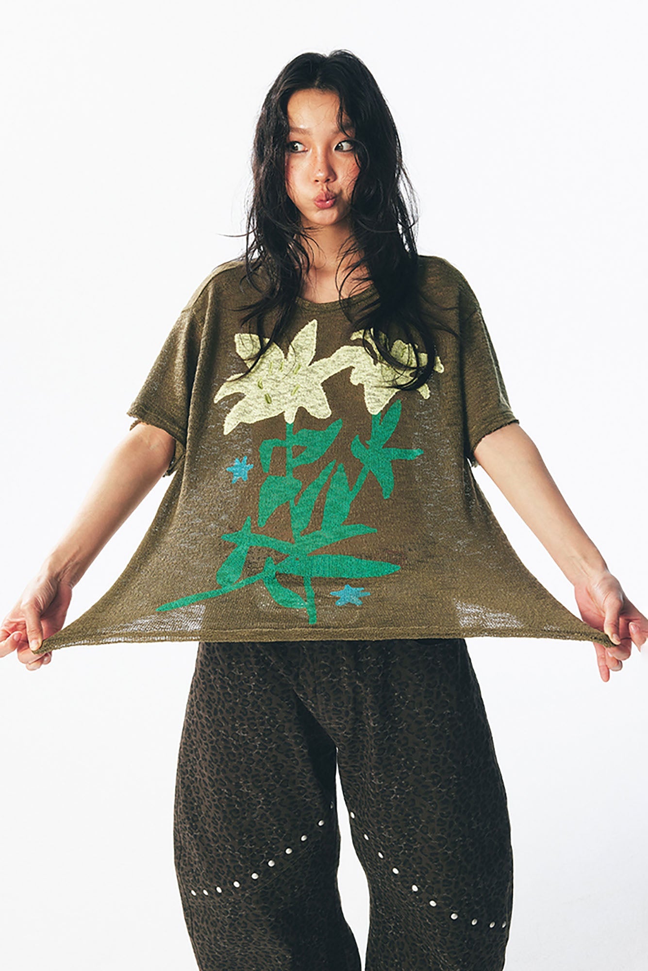 1997 POSTOFFICE Distressed Sheer Lily Flower Tee-T Shirt-S-Dark Green-Free Shipping Leatheretro