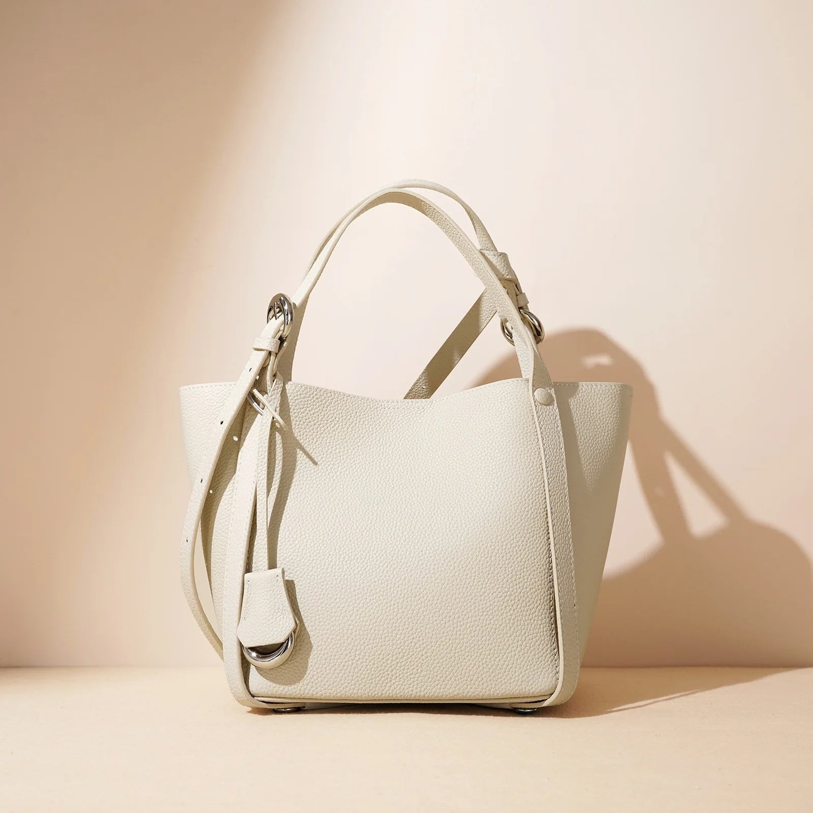Genuine Leather Large Capacity Women's Bucket Handbag-Handbags-White-Free Shipping Leatheretro