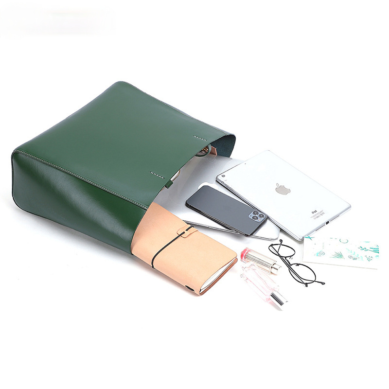 Women Leather Big Capacity Tote Handbag W8753-Leather Women Bags-Brwon-Free Shipping Leatheretro