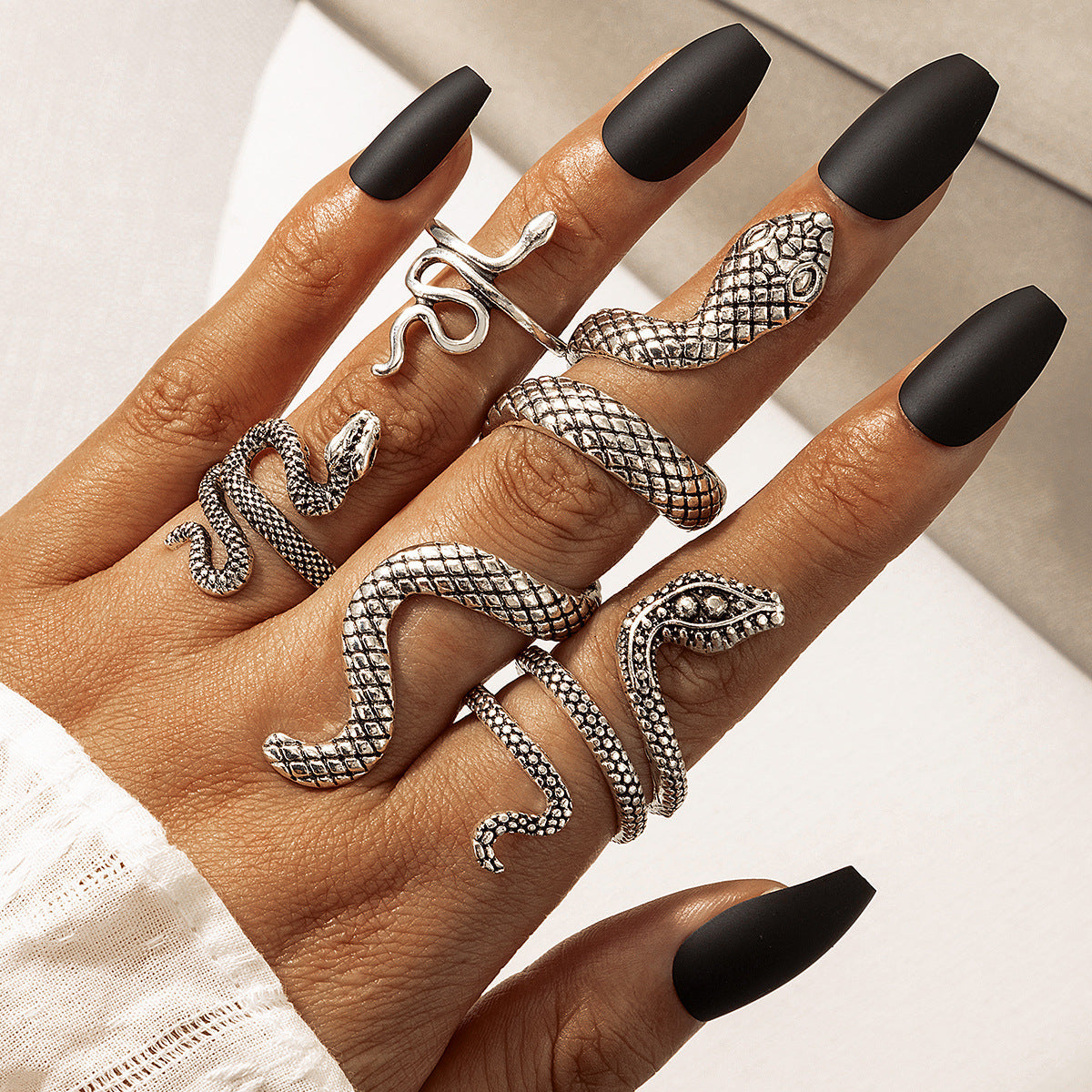 Vintage Cool Snake Shape Rings for Women 4pcs/set-Rings-White-Free Shipping Leatheretro