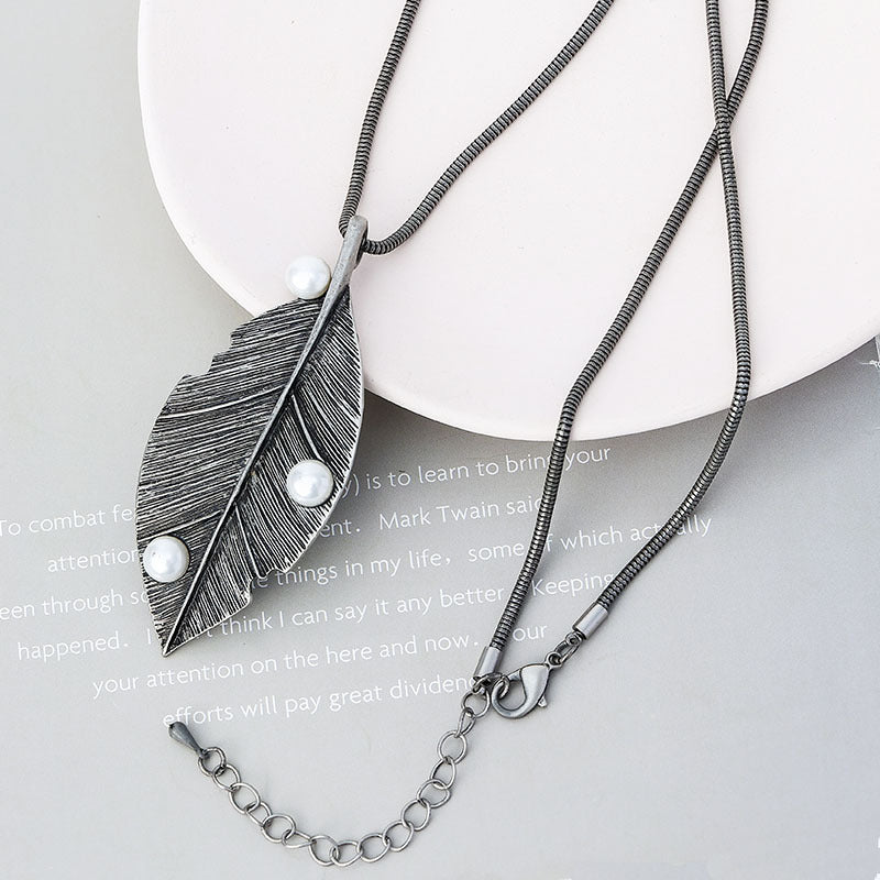 Women Leaf Design Pearl Long Sweater Chains-Chains-The same as picture-Free Shipping Leatheretro