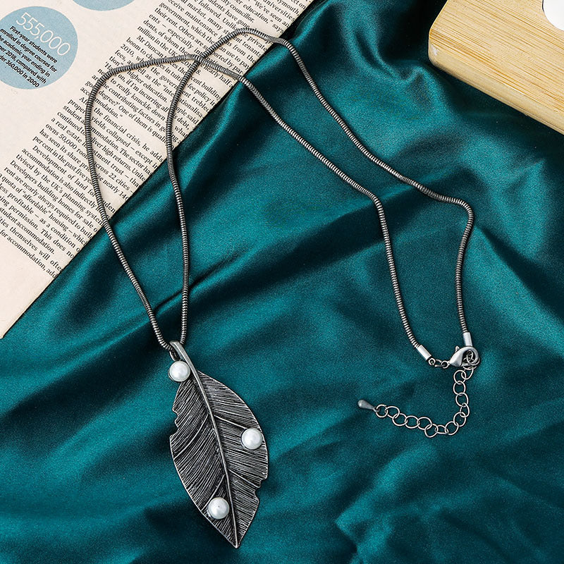 Women Leaf Design Pearl Long Sweater Chains-Chains-The same as picture-Free Shipping Leatheretro